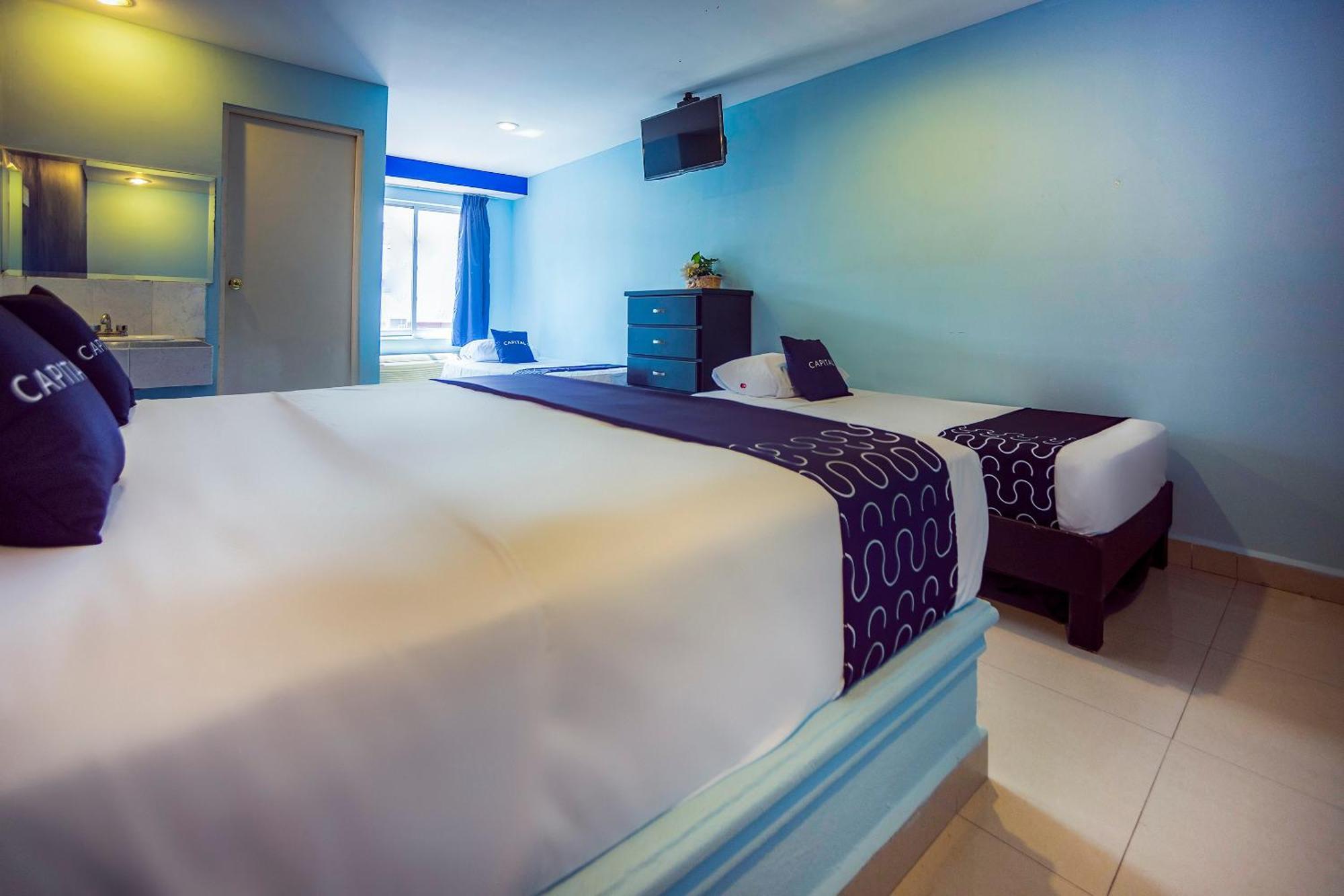 Capital O Hotel Diro, Monterrey Extérieur photo