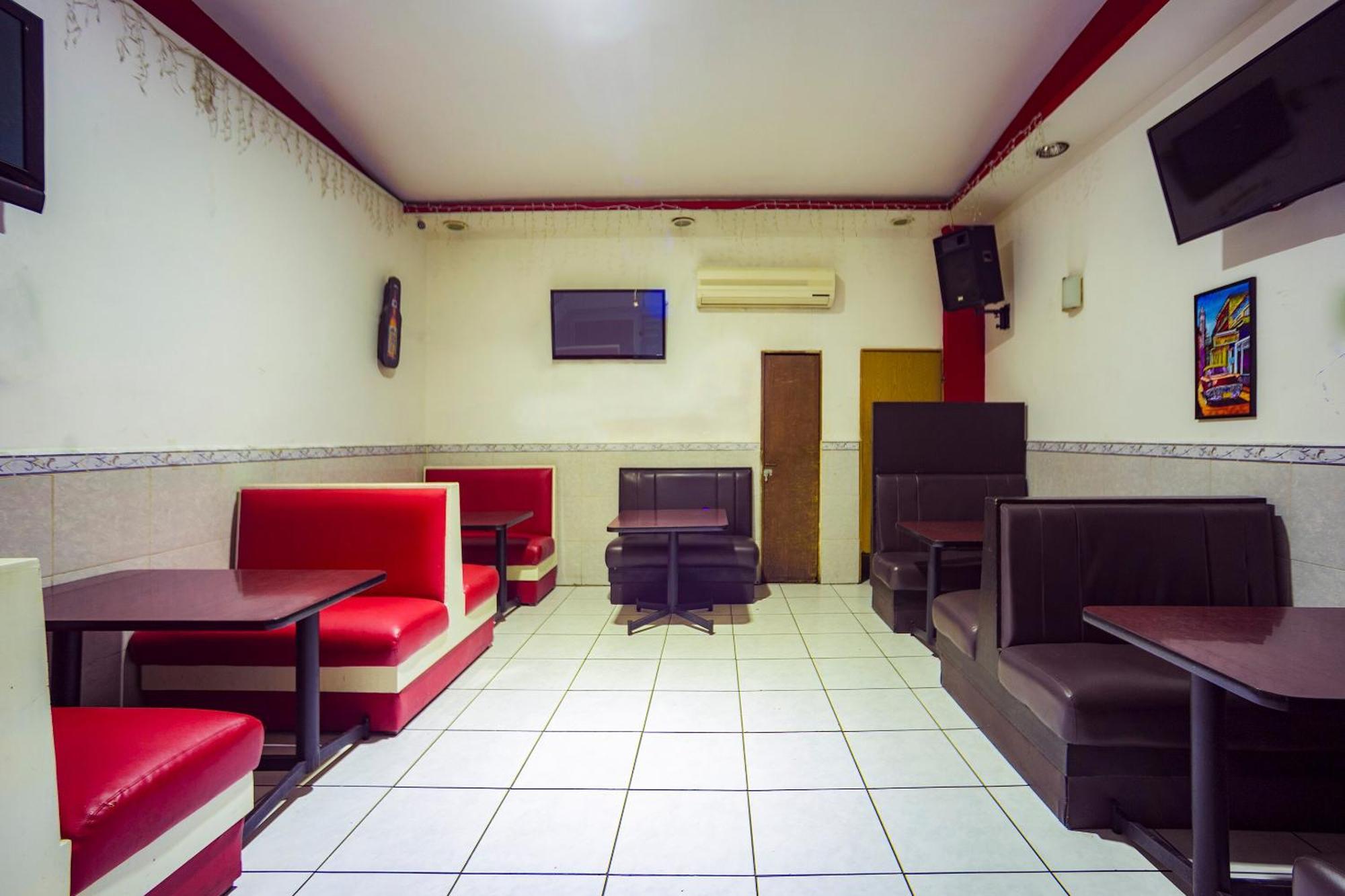 Capital O Hotel Diro, Monterrey Extérieur photo