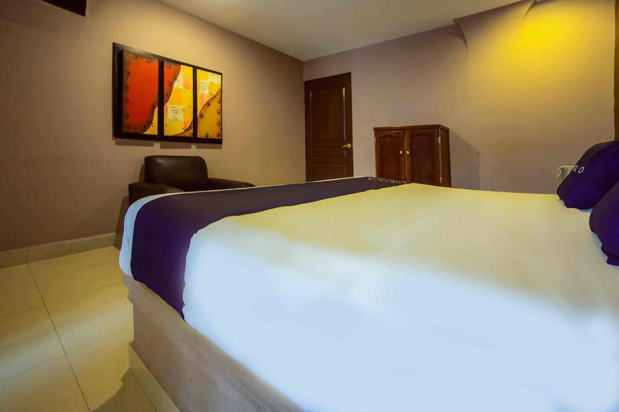 Capital O Hotel Diro, Monterrey Extérieur photo